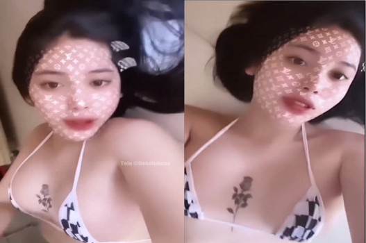 sex thú anime Phạt em gái vì tội hay nhắn tin với zai 2